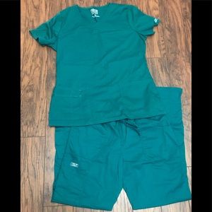Cherokee Work Wear Core Stretch Women’s Scrub Set